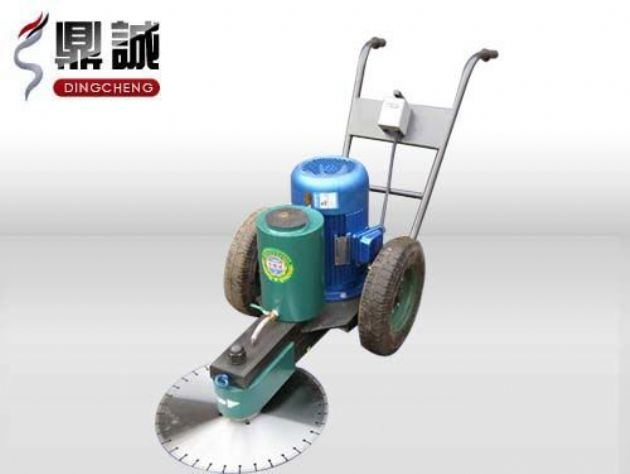 點(diǎn)擊查看詳細(xì)信息<br>標(biāo)題：手推式切樁機(jī) 閱讀次數(shù)：14408