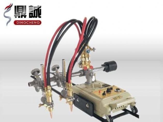 點擊查看詳細信息<br>標題：雙頭多頭火焰切割機 閱讀次數：5171