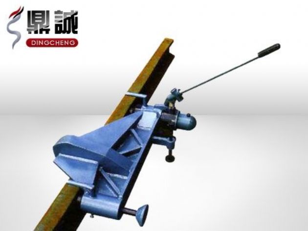 點擊查看詳細信息<br>標題：水平液壓彎軌機 閱讀次數(shù)：5344